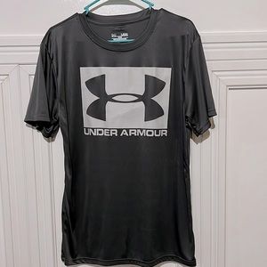 Under Armour Mens Shirt - Large